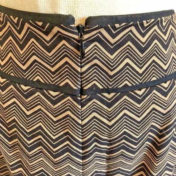 ANN TAYLOR LOFT Women Fully Lined Above the Knee Zig-Zag Brown Black Skirt Sz 6 - Picture 12 of 12